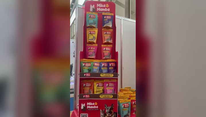 Exhibidor Mika y Mamba en el Congreso Veterinario de León
